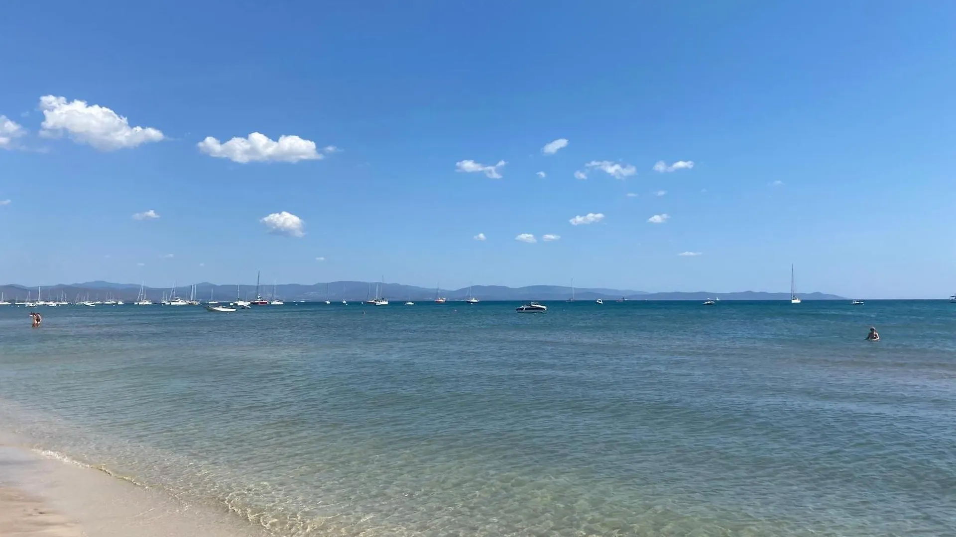 Les Flamants Roses La Capte T2 4 Personnes 200M De La Plage Hyeres 0*,  France